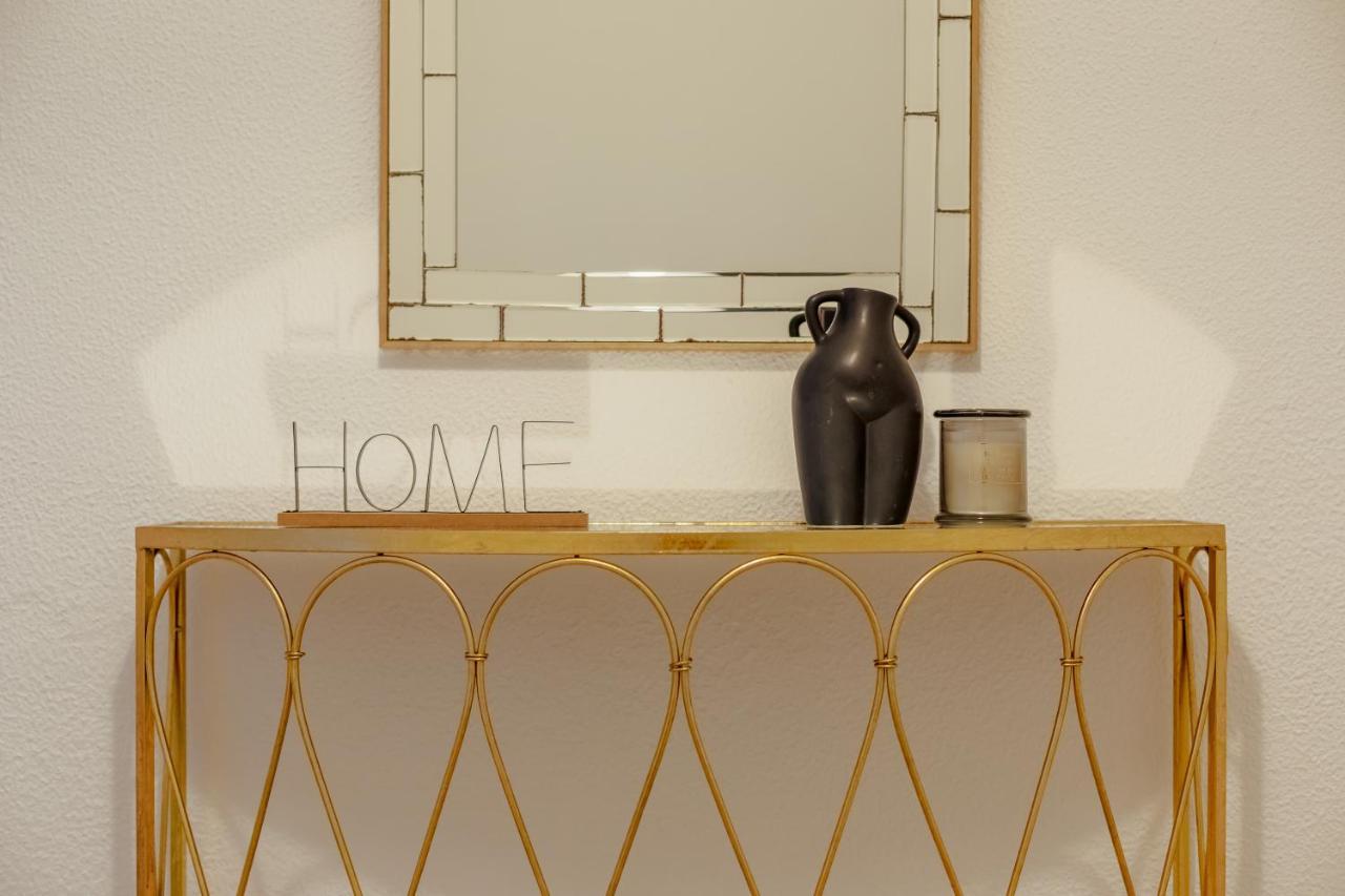Elegant 3 Bedroom Apt - City Centre - Garage - Metro Lisboa Dış mekan fotoğraf
