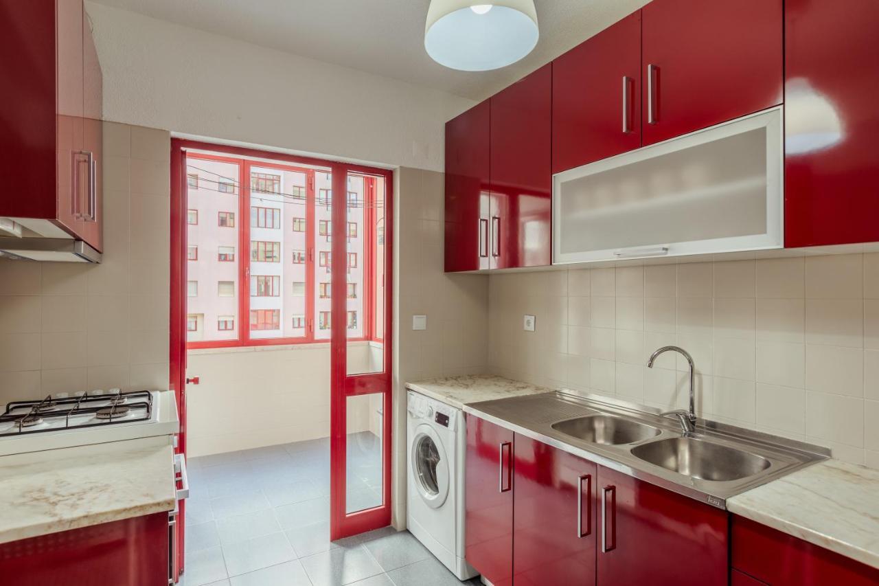 Elegant 3 Bedroom Apt - City Centre - Garage - Metro Lisboa Dış mekan fotoğraf