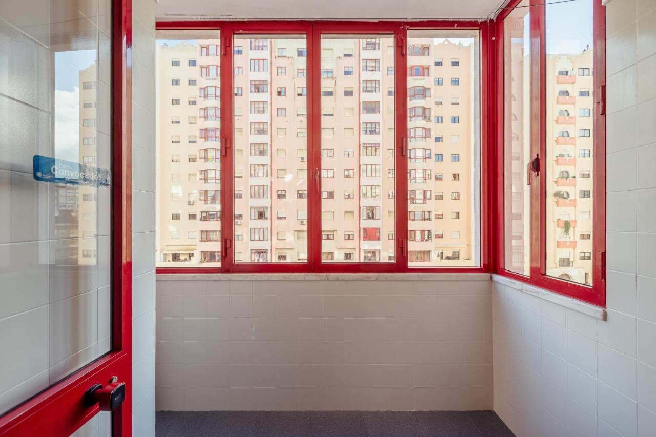 Elegant 3 Bedroom Apt - City Centre - Garage - Metro Lisboa Dış mekan fotoğraf