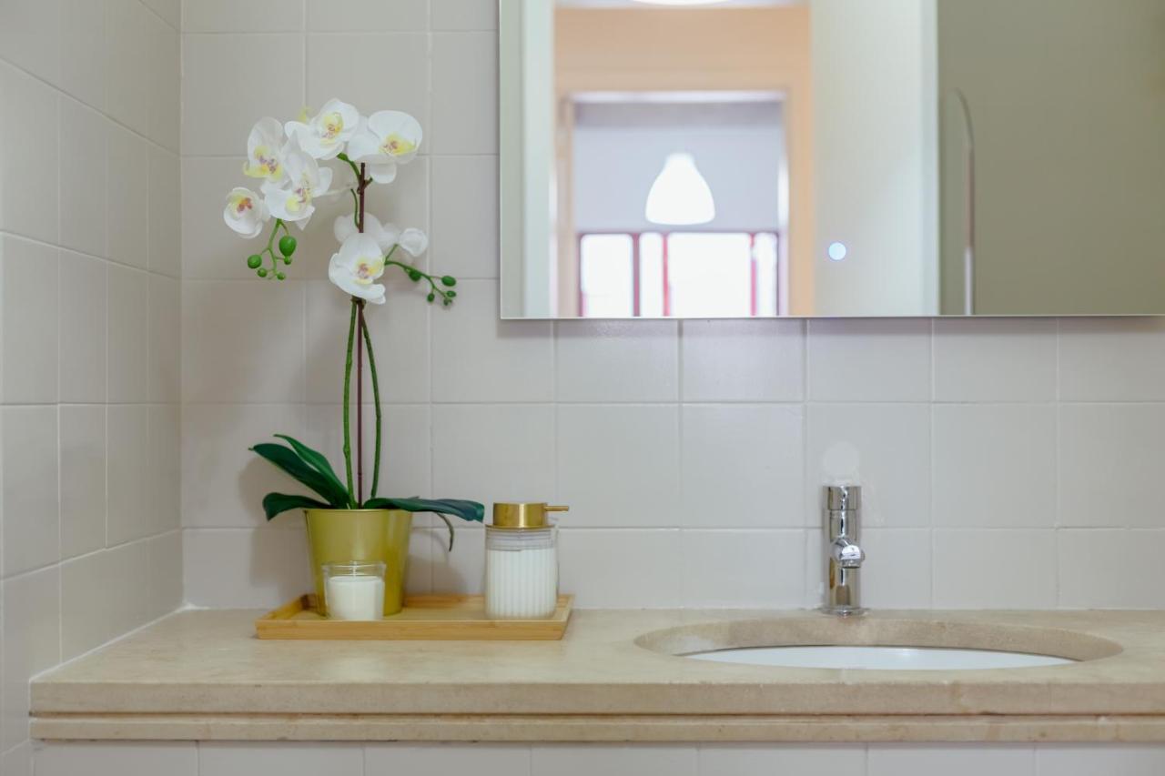 Elegant 3 Bedroom Apt - City Centre - Garage - Metro Lisboa Dış mekan fotoğraf