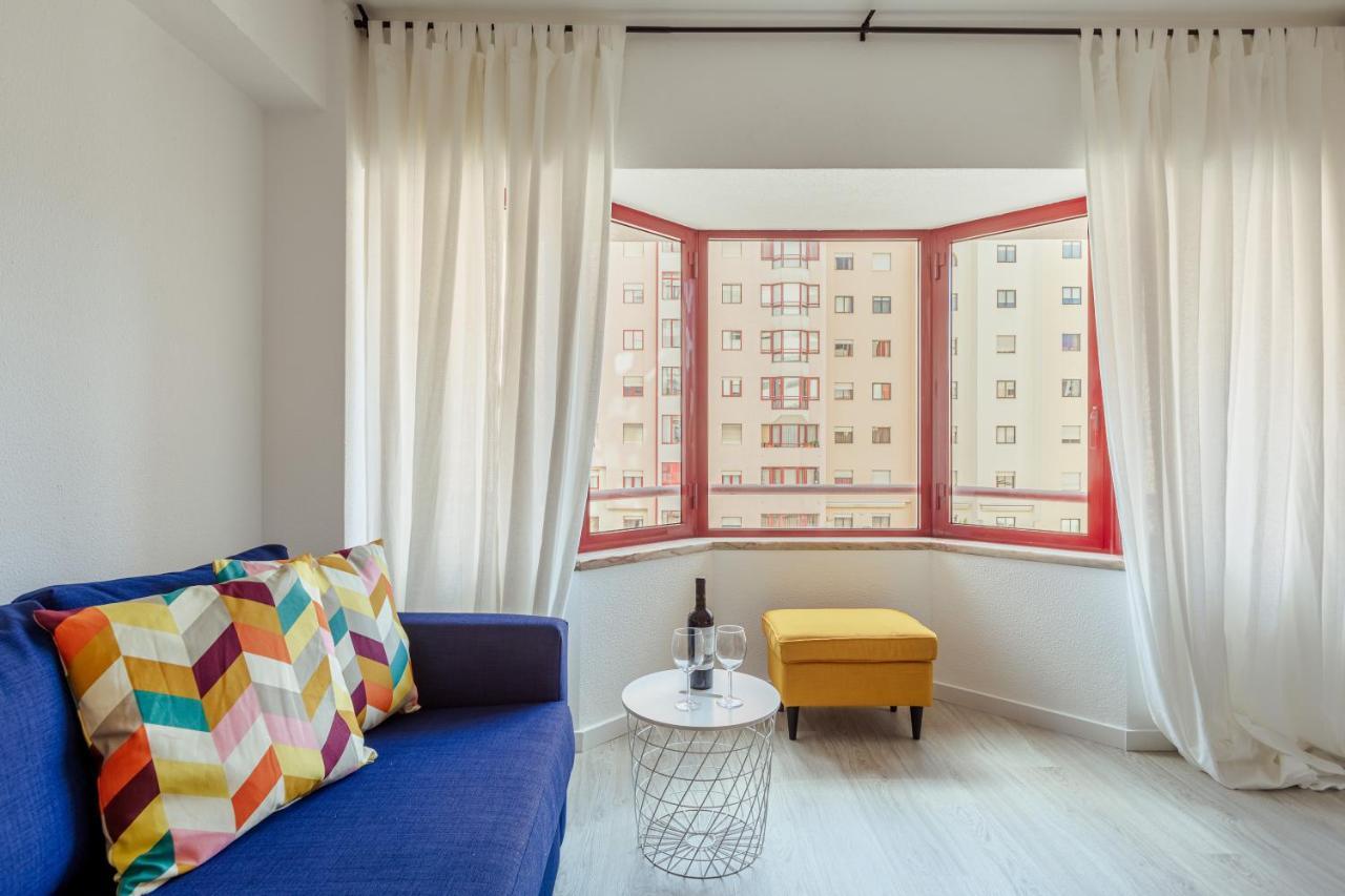 Elegant 3 Bedroom Apt - City Centre - Garage - Metro Lisboa Dış mekan fotoğraf