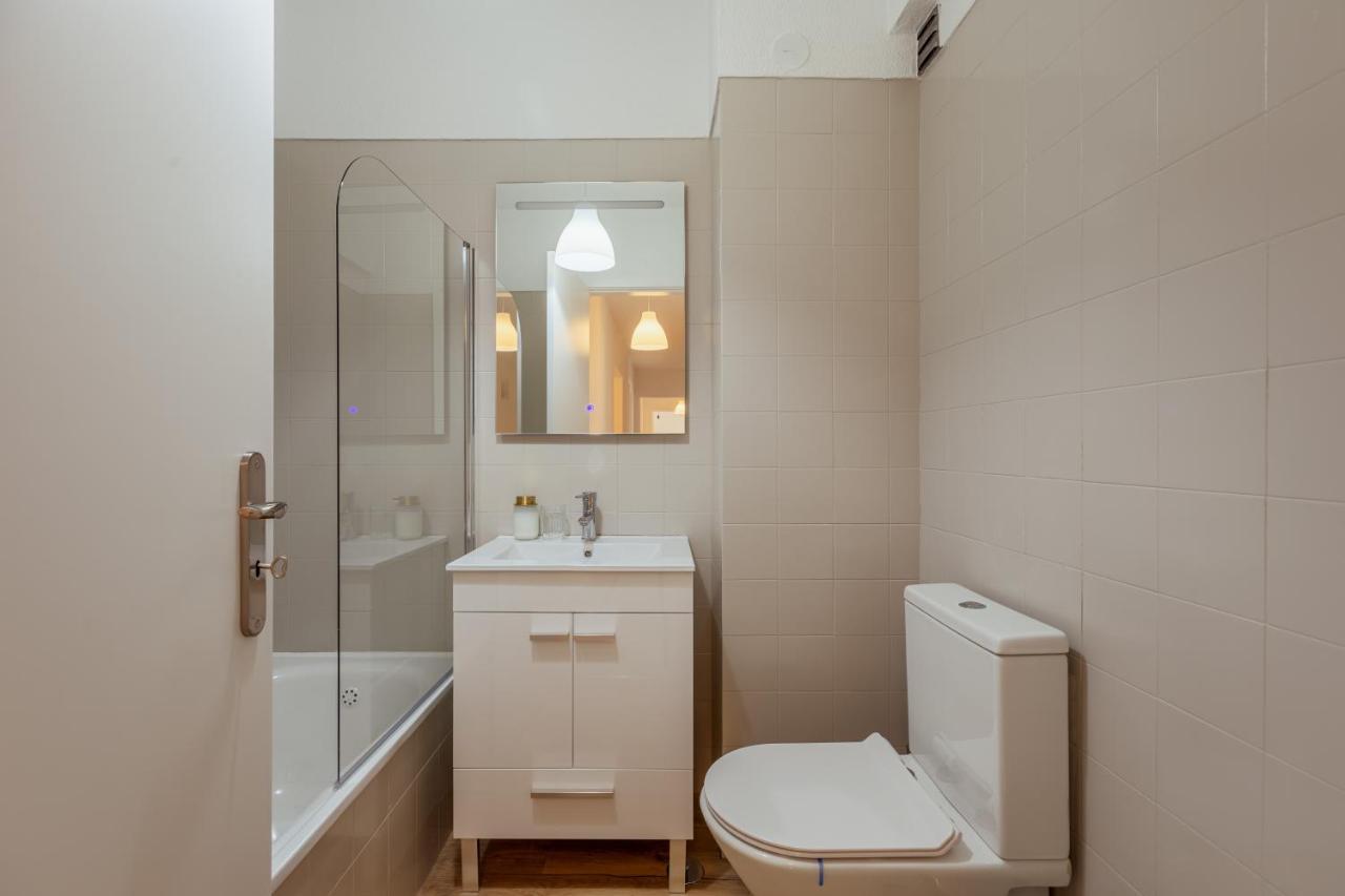 Elegant 3 Bedroom Apt - City Centre - Garage - Metro Lisboa Dış mekan fotoğraf