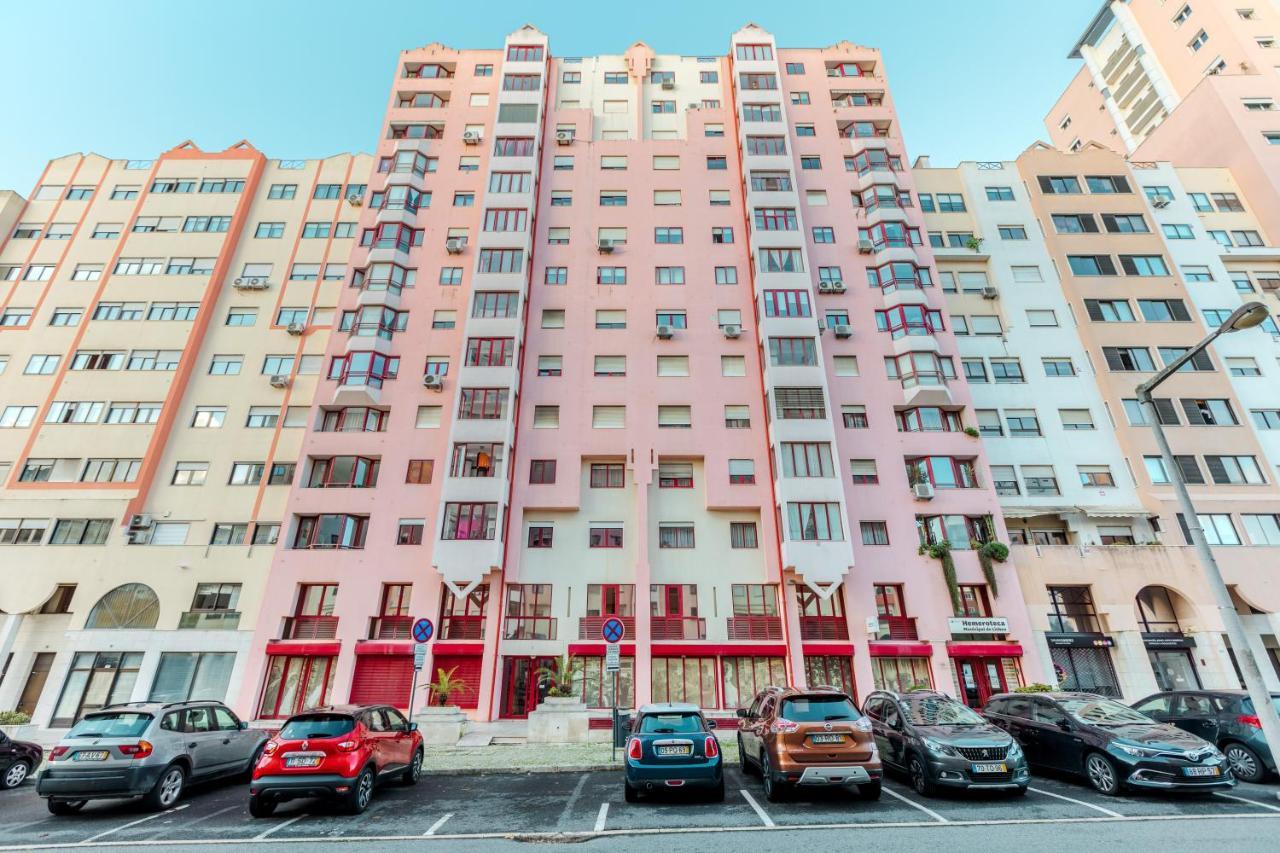 Elegant 3 Bedroom Apt - City Centre - Garage - Metro Lisboa Dış mekan fotoğraf